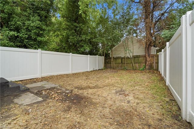 825 W 48th ST, Norfolk, VA 23508