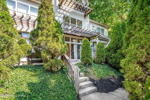 355 Kenilworth Rd, Louisville, KY 40206