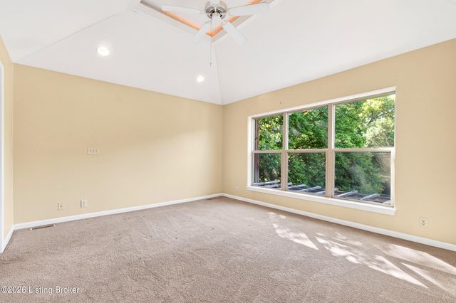355 Kenilworth Rd, Louisville, KY 40206