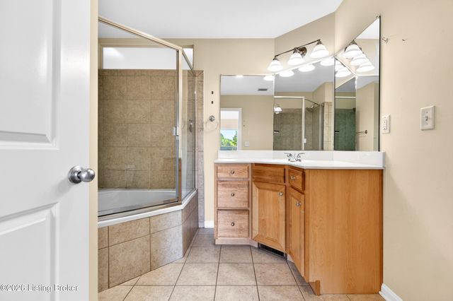 355 Kenilworth Rd, Louisville, KY 40206