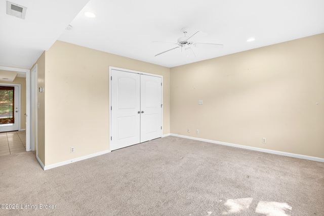 355 Kenilworth Rd, Louisville, KY 40206