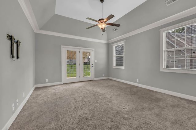 1154 Buggy Cv, Clarksville, TN 37043