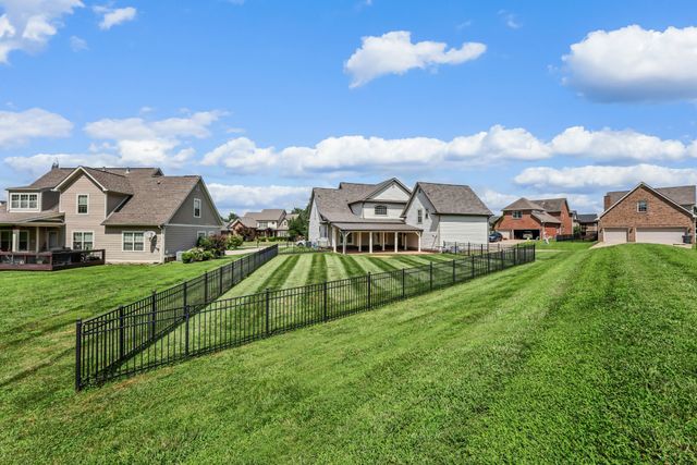1154 Buggy Cv, Clarksville, TN 37043