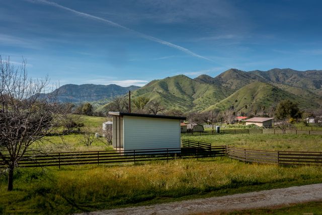 42148 South Fork Drive, Three Rivers, CA 93271