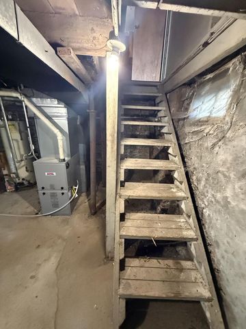 220 S Locust STREET, Janesville, WI 53548