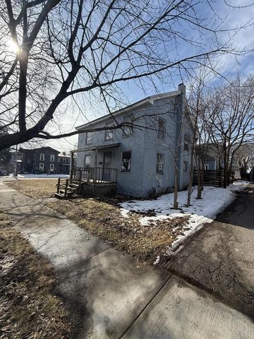 220 S Locust STREET, Janesville, WI 53548