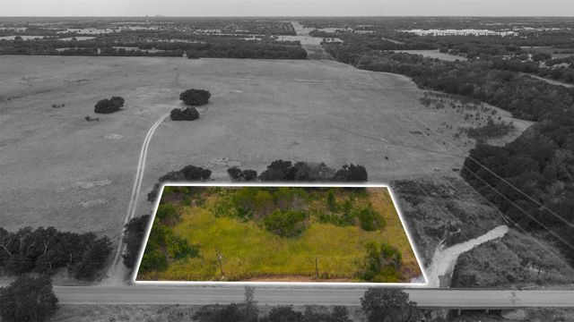 2615 S Houston School Road, Lancaster, TX 75146