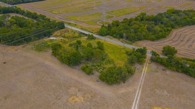 2615 S Houston School Road, Lancaster, TX 75146
