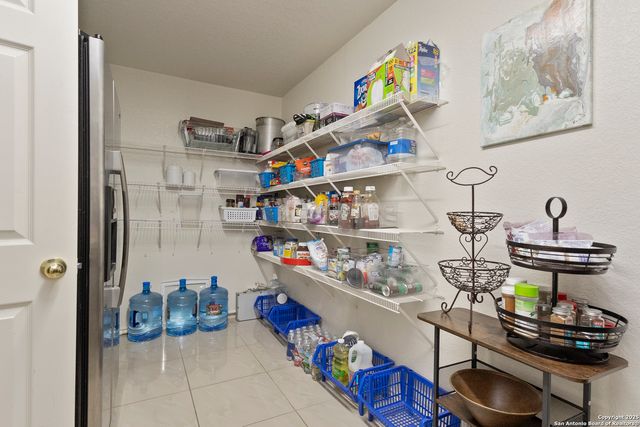 707 Ridingate Farm, San Antonio, TX 78228