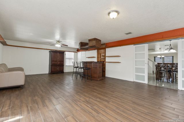 707 Ridingate Farm, San Antonio, TX 78228