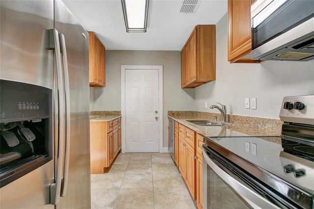 541 N CAPEN AVENUE, Winter Park, FL 32789