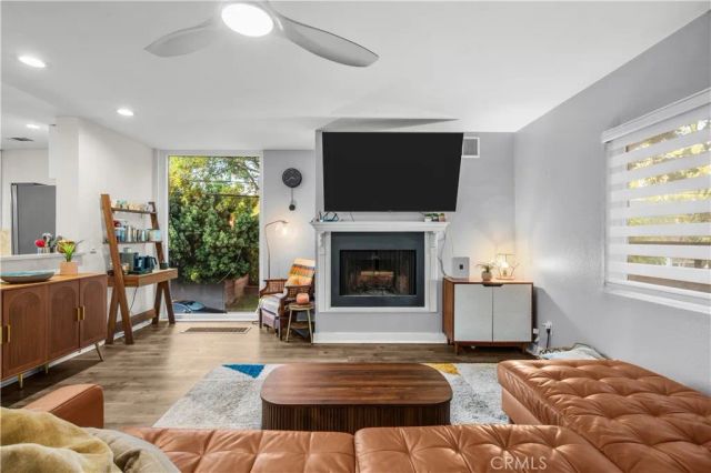 1418 E Florida Street 1, Long Beach, CA 90802