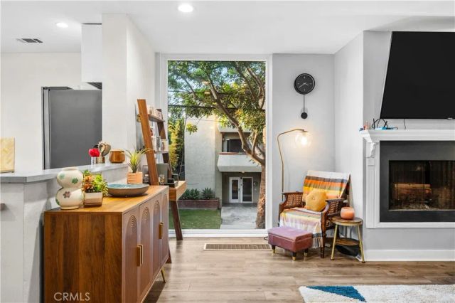 1418 E Florida Street 1, Long Beach, CA 90802