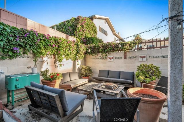 1418 E Florida Street 1, Long Beach, CA 90802