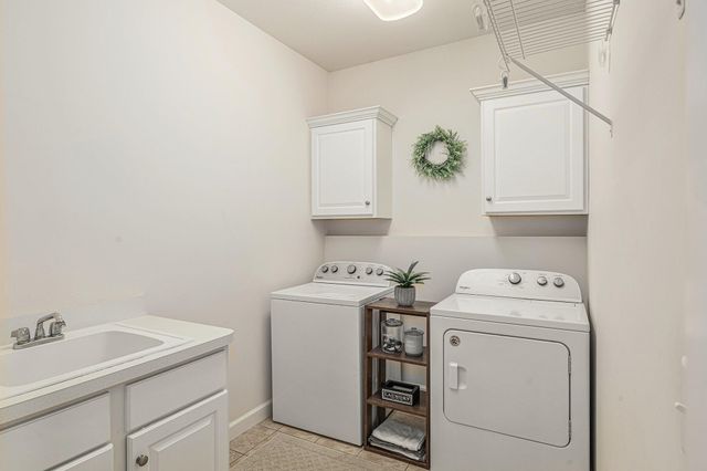 8196 E Walnut Ridge, New Carlisle, IN 46552