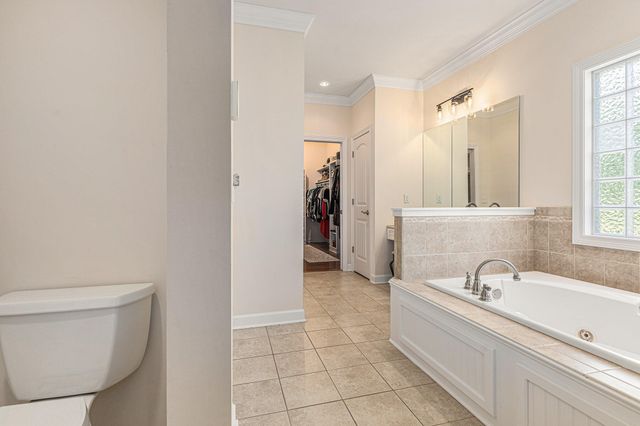 8196 E Walnut Ridge, New Carlisle, IN 46552