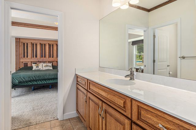 8196 E Walnut Ridge, New Carlisle, IN 46552