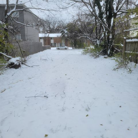 389 N Monroe Avenue, Columbus, OH 43203