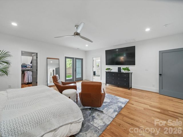 708 Cross Trail Drive, Charlotte, NC 28204