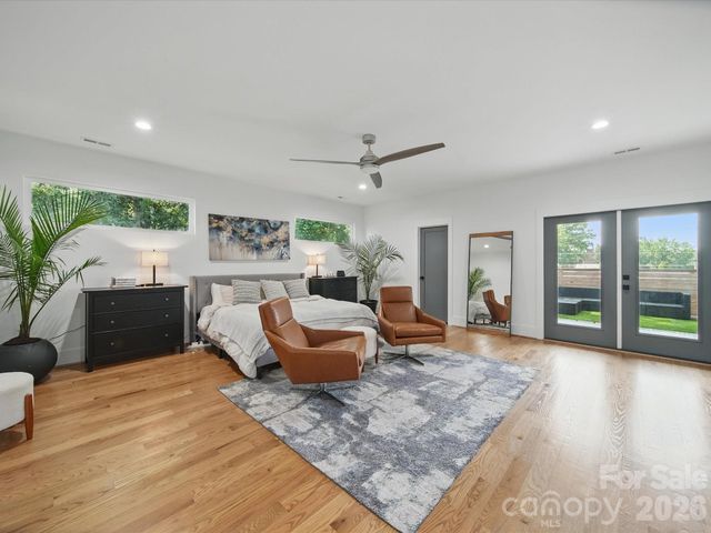 708 Cross Trail Drive, Charlotte, NC 28204