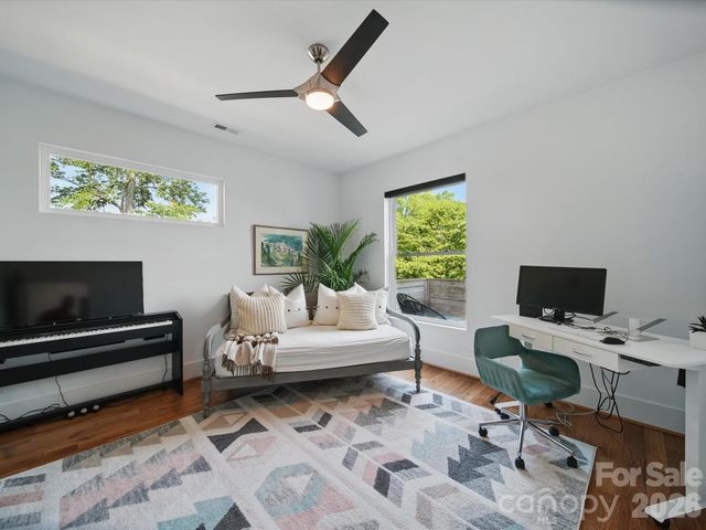 708 Cross Trail Drive, Charlotte, NC 28204