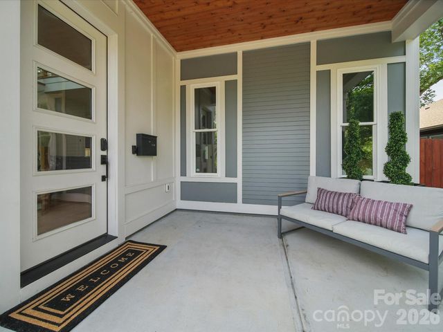 708 Cross Trail Drive, Charlotte, NC 28204