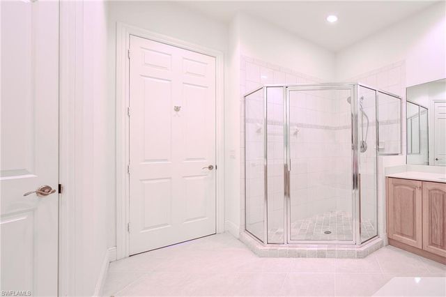 3745 Montreux Ln Apt 202, Naples, FL 34114