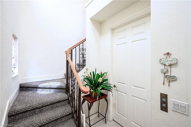 3745 Montreux Ln Apt 202, Naples, FL 34114