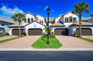 3745 Montreux Ln Apt 202, Naples, FL 34114