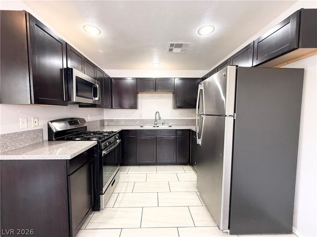 401 Pine Haven Street 206, Las Vegas, NV 89144