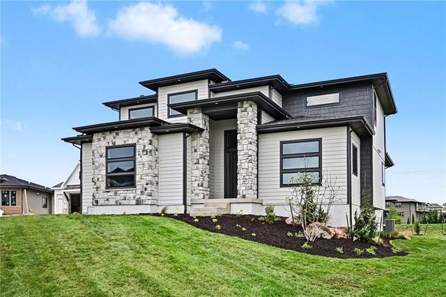 12502 W 183rd Terrace, Overland Park, KS 66013