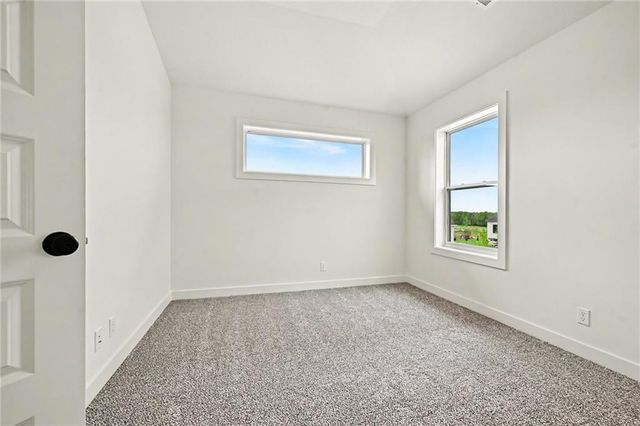 12502 W 183rd Terrace, Overland Park, KS 66013