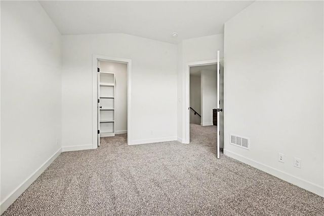 12502 W 183rd Terrace, Overland Park, KS 66013