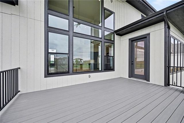 12502 W 183rd Terrace, Overland Park, KS 66013