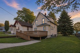 902 Dodd Road, West Saint Paul, MN 55118