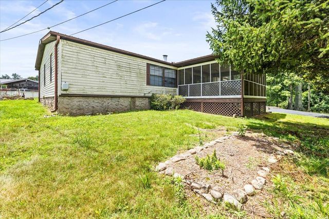156 Barker Circle, Signal Mountain, TN 37377