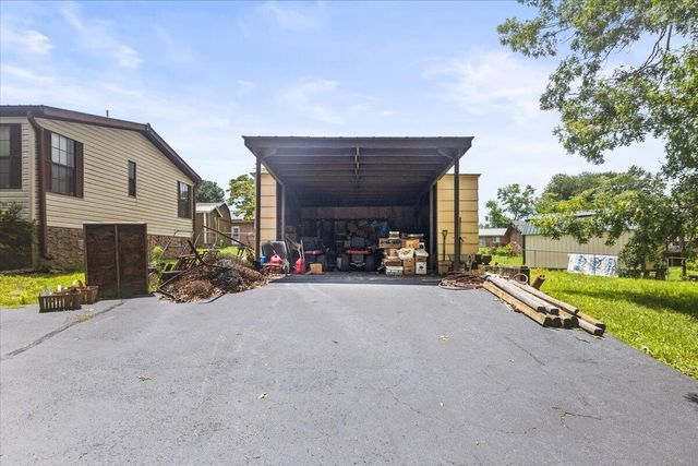 156 Barker Circle, Signal Mountain, TN 37377