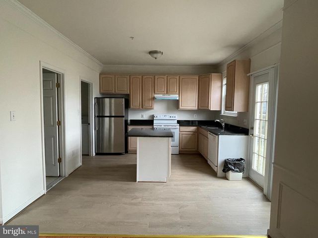 3208 STANFORD ST, Hyattsville, MD 20783