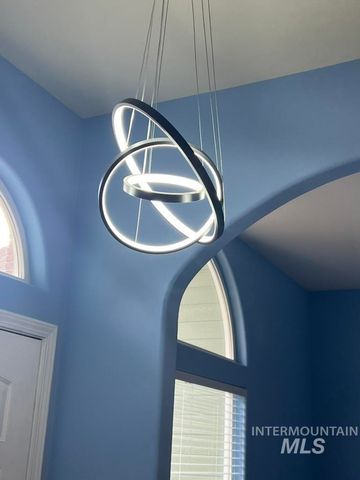 1133 N Torrey Pines, Eagle, ID 83616