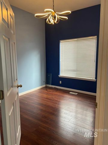 1133 N Torrey Pines, Eagle, ID 83616