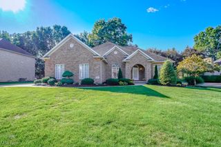 434 Heather Circle NE, North Canton, OH 44720