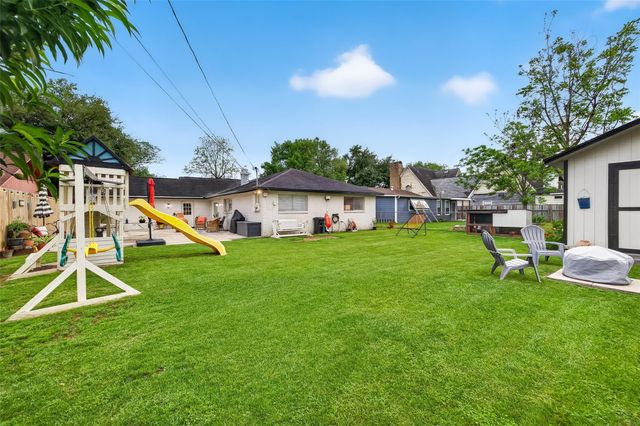 11130 Holly Hill Lane, Houston, TX 77041