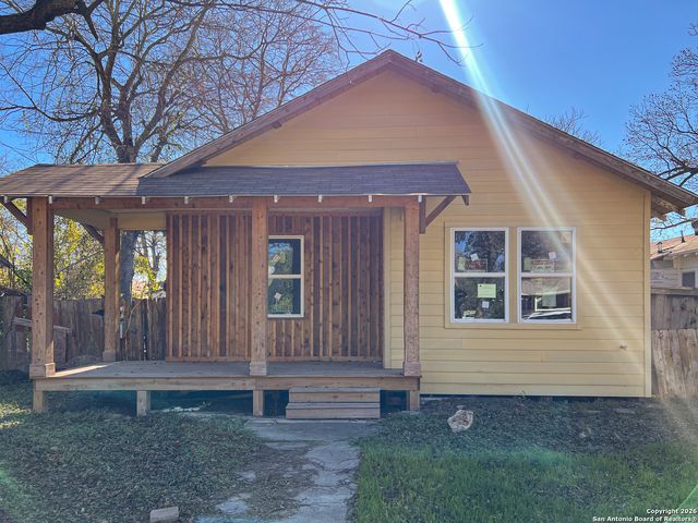542 Barrett, San Antonio, TX 78225