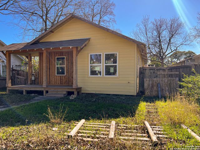 542 Barrett, San Antonio, TX 78225