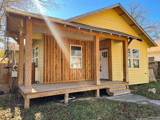 542 Barrett, San Antonio, TX 78225