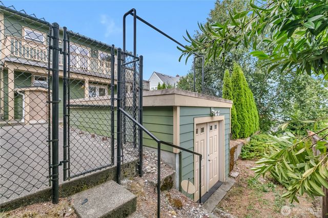 4945 N Pearl Street, Ruston, WA 98407