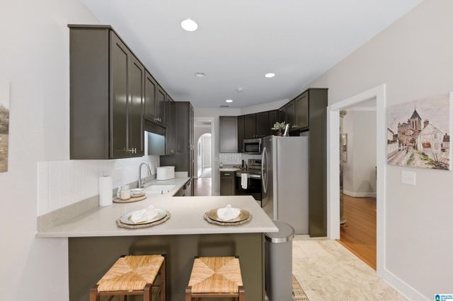 177 NARROWS PEAK CIRCLE, Birmingham, AL 35242