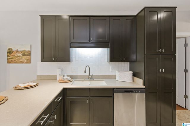 177 NARROWS PEAK CIRCLE, Birmingham, AL 35242