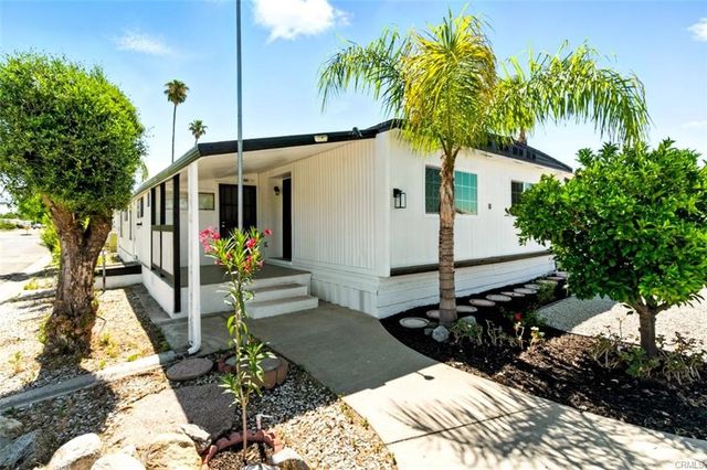 900 Santa Clara, Hemet, CA 92543