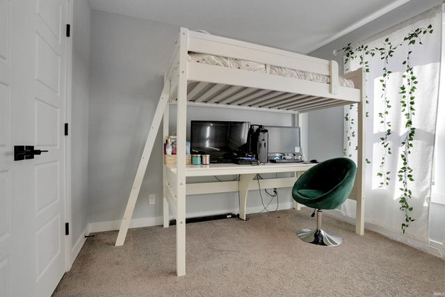 3144 Ashdon Drive, Newburgh, IN 47630